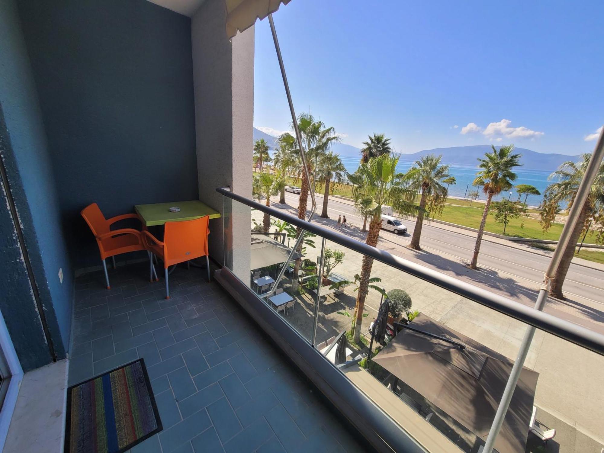 Haris Hotel Vlora Kültér fotó