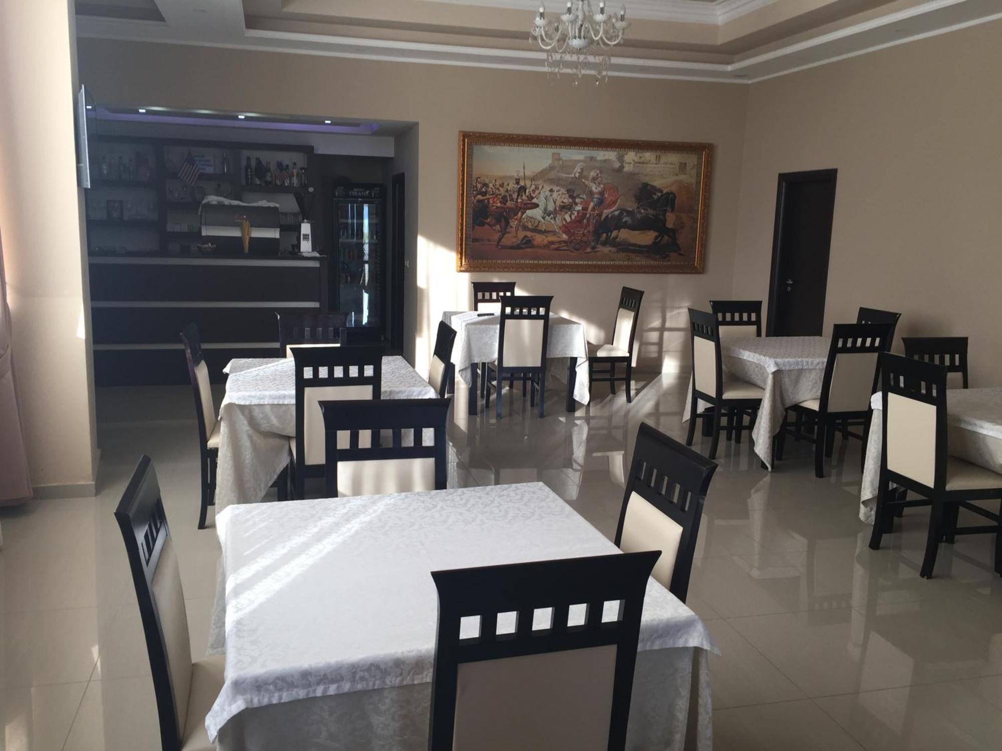 Haris Hotel Vlora Kültér fotó
