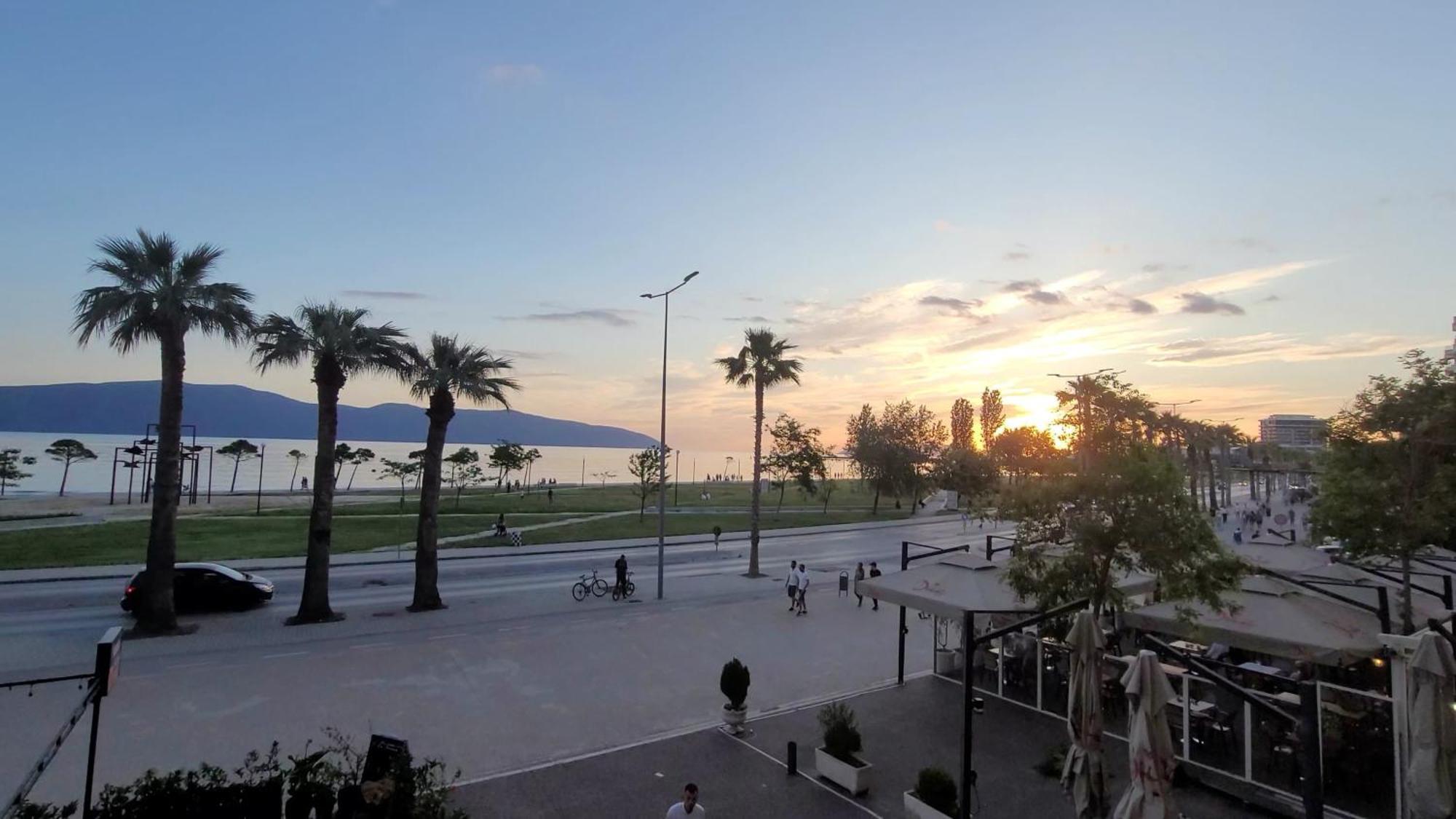 Haris Hotel Vlora Kültér fotó