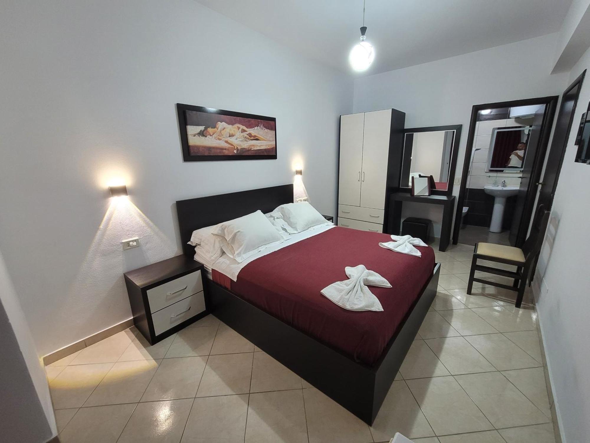 Haris Hotel Vlora Kültér fotó