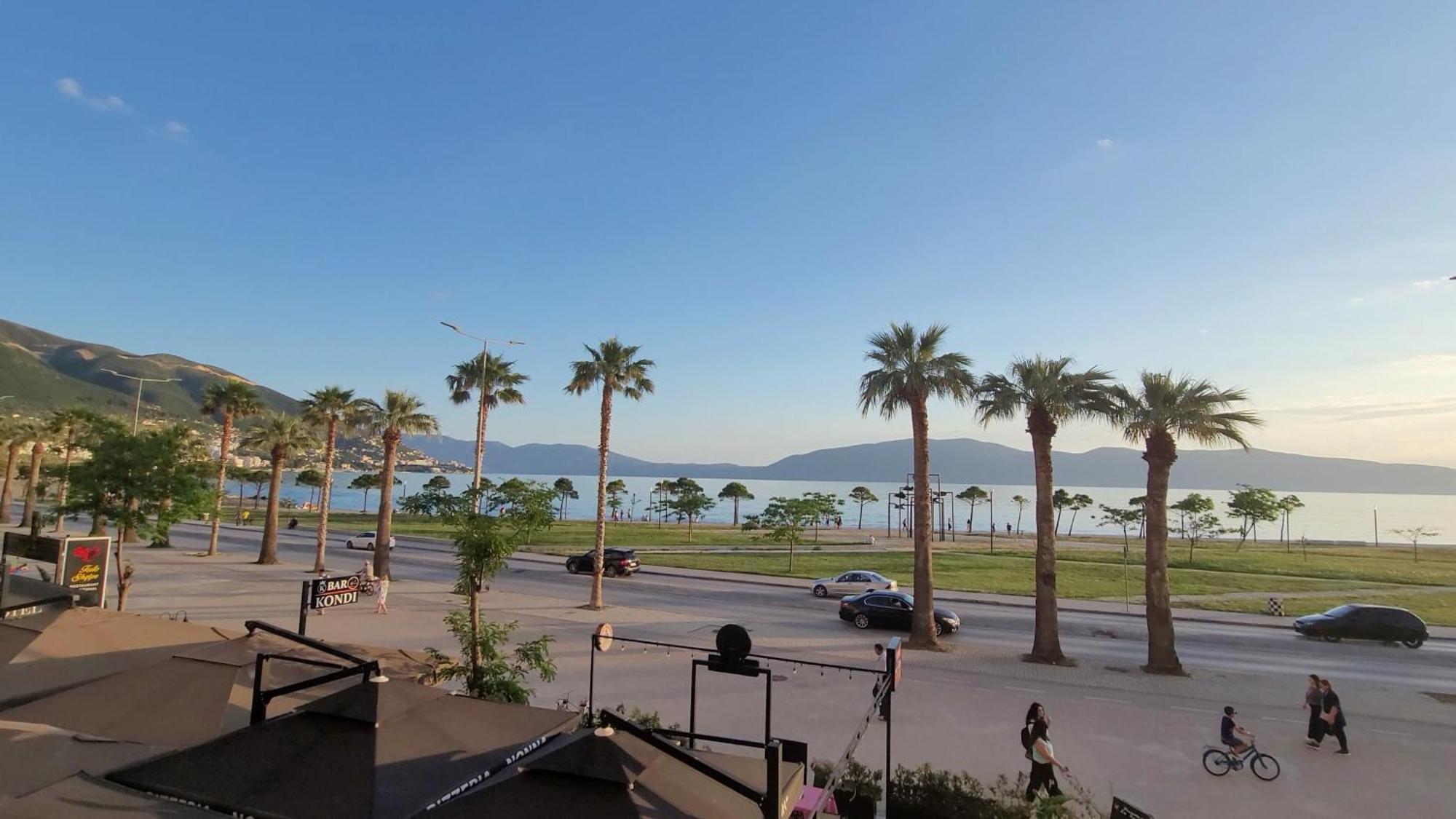 Haris Hotel Vlora Kültér fotó