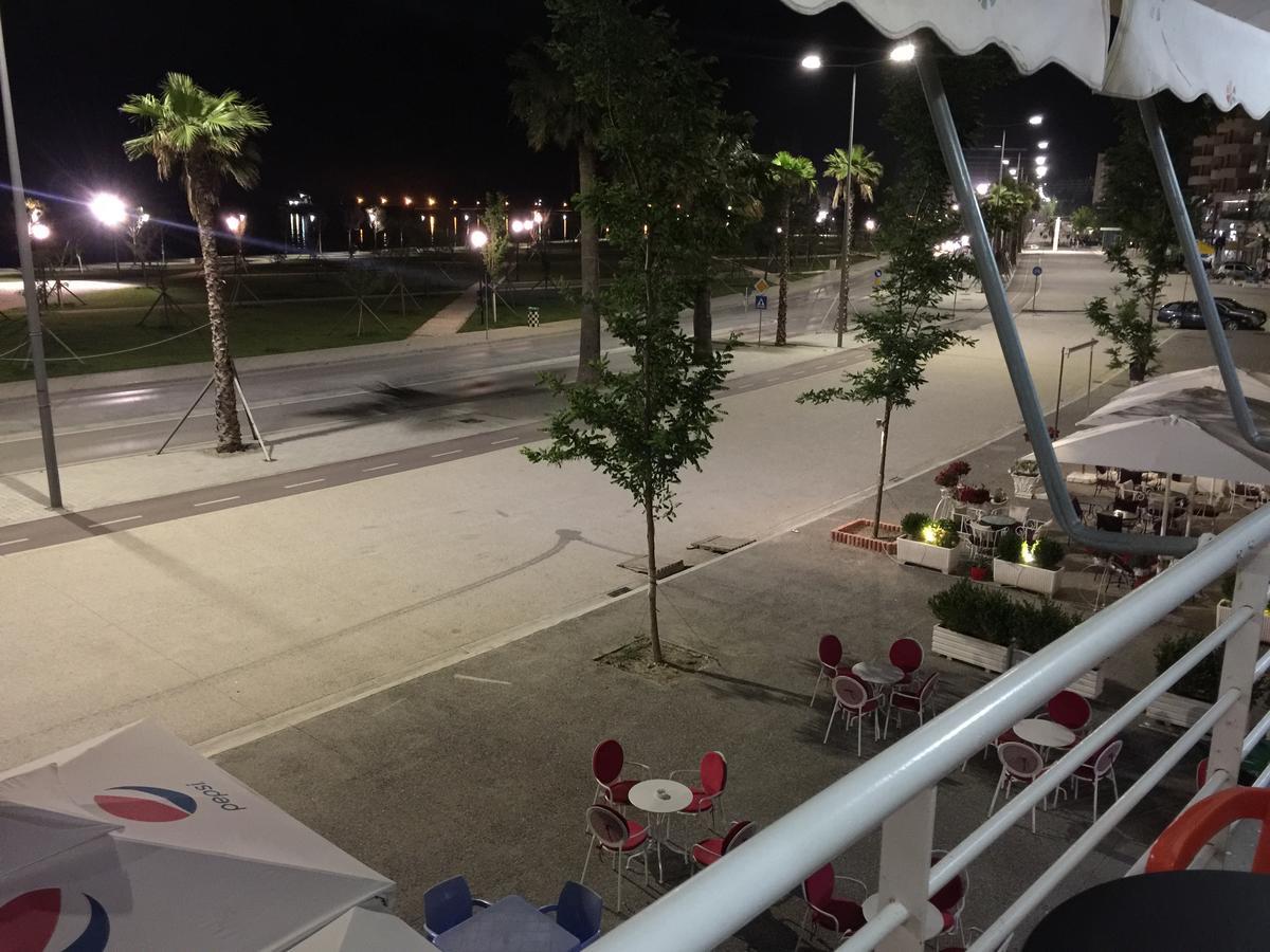 Haris Hotel Vlora Kültér fotó